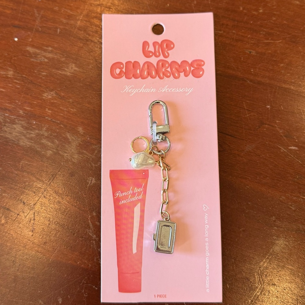 Keychain Accessory for Lip Balm - pink, silver and gold - Picture 3 of 4